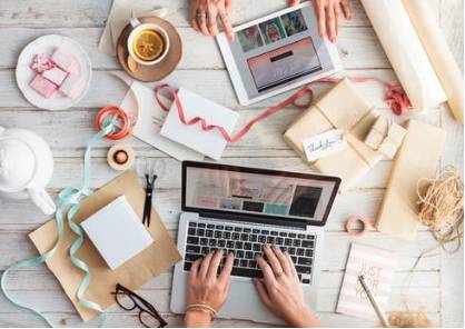 中國新建紙尿褲工廠 高檔壁畫的啟示與產(chǎn)業(yè)升級(jí)思考